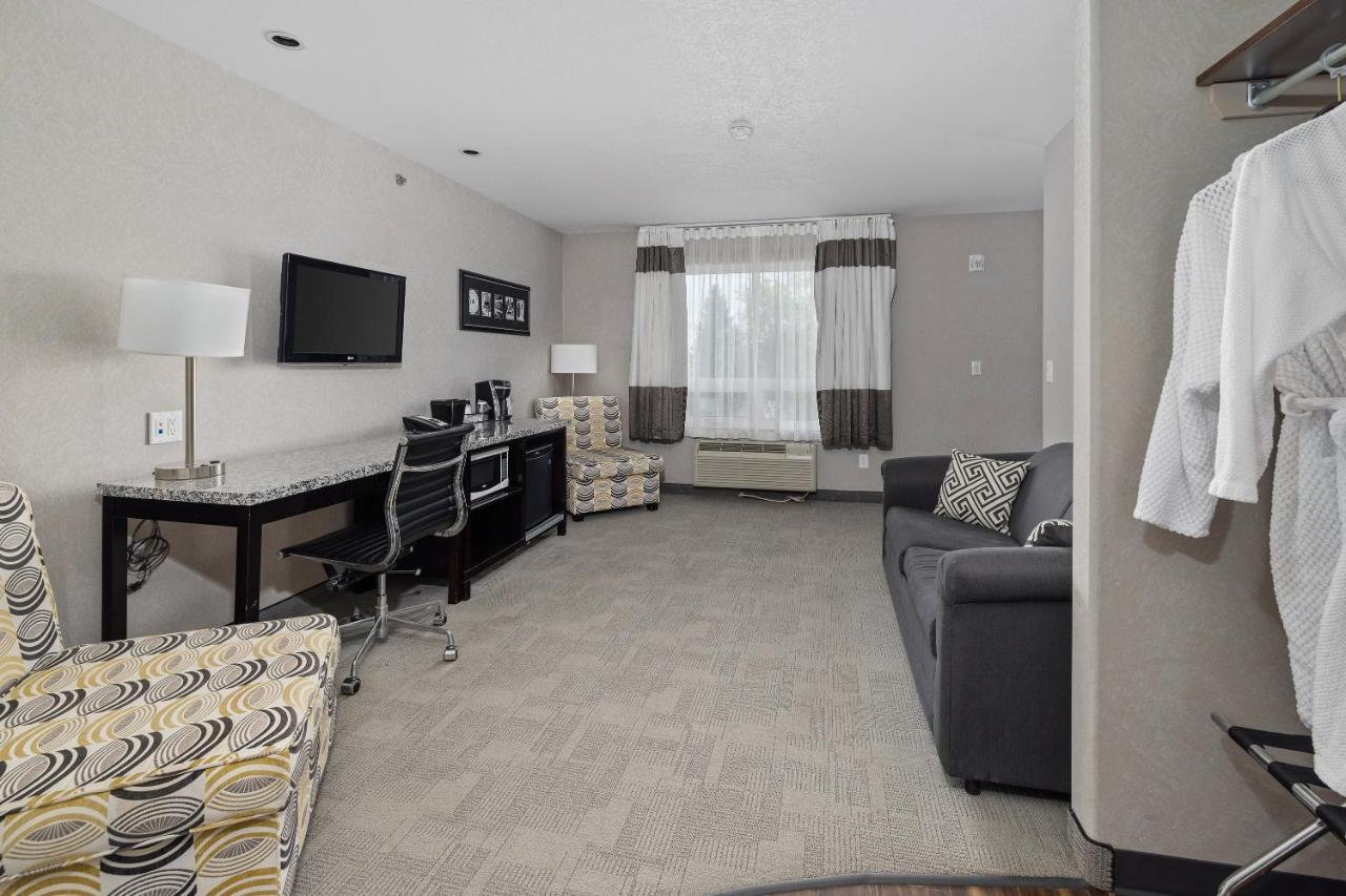 Home Inn & Suites Yorkton Luaran gambar